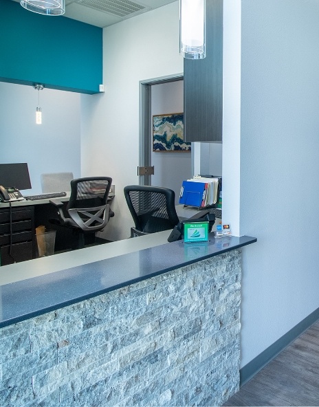 Reception desk at Collins Street Dental of Arlington